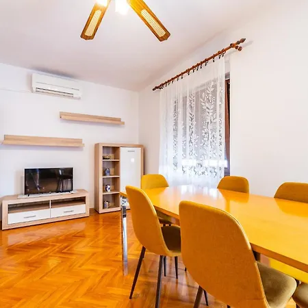Anny Sunny * Baška