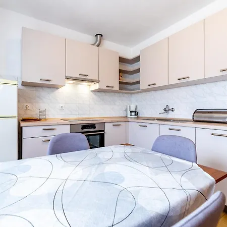 Anny Sunny Apartman *