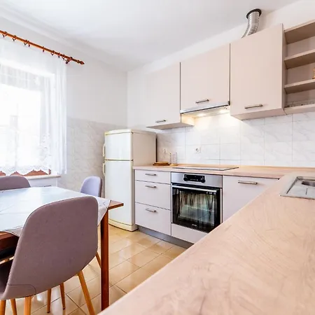 Anny Sunny Apartman Baška